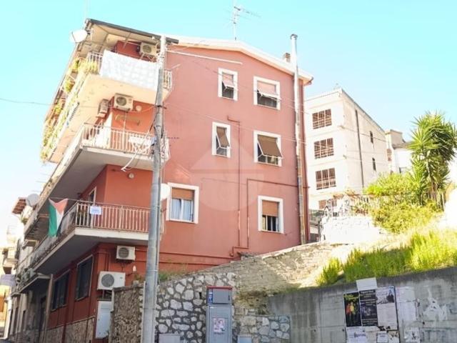 Vendesi appartamento a Castelforte via alfredo fusco