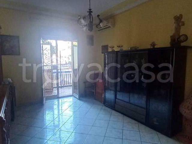 Vendesi appartamento a Catania piazza Eroi d'Ungheria, Rapisardi