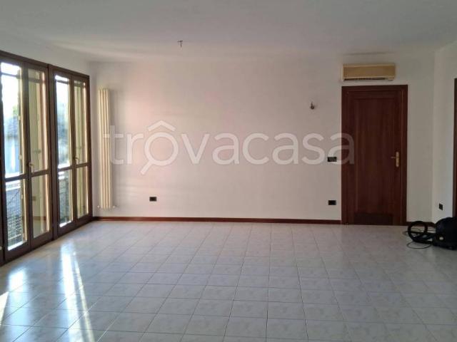 Vendesi appartamento a Cavriago via del Cristo