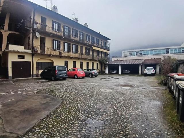 Vendesi appartamento a Crusinallo, Omegna