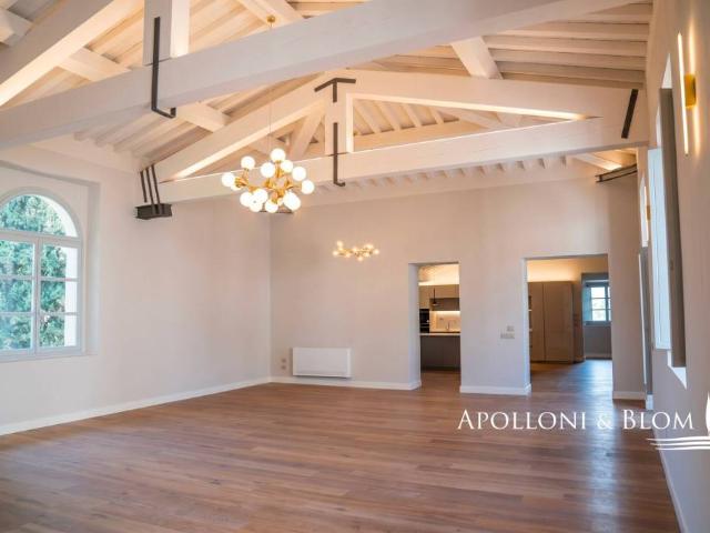 Vendesi appartamento a Fiesole