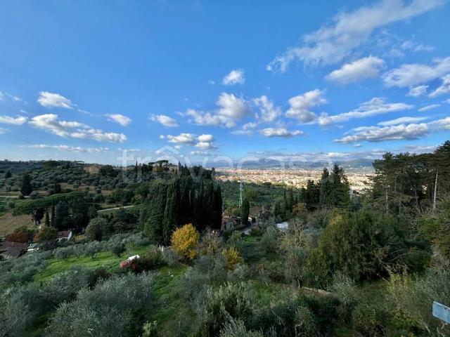 Vendesi appartamento a Firenze via Chiantigiana, San Marcellino
