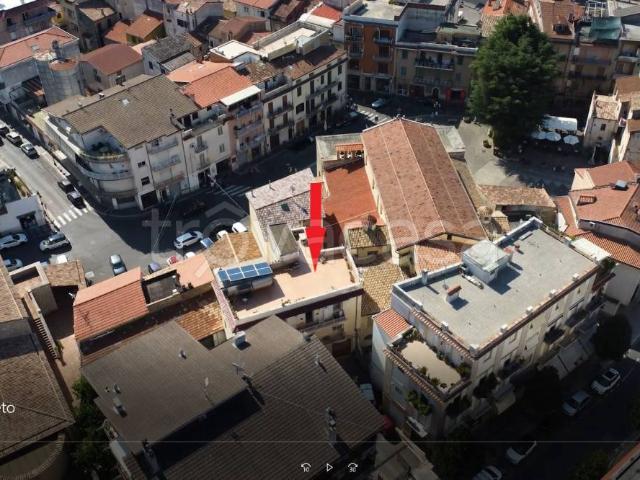 Vendesi appartamento a Itri via Civita Farnese, 30