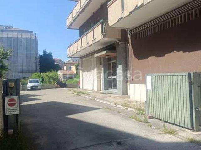 Vendesi appartamento a Pescara via Savonarola, 54, Porta Nuova