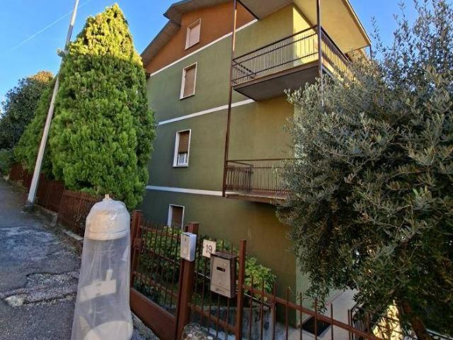 Vendesi appartamento a Salsomaggiore Terme, Salsomaggiore Terme