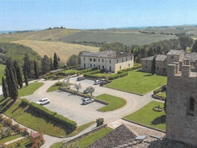 Vendesi appartamento a Siena