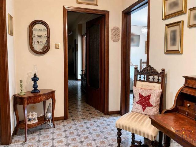 Vendesi appartamento a Siracusa via alcibiade, Grottasanta Tunisi