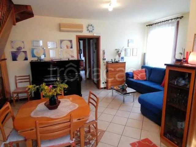 Vendesi appartamento a Trebaseleghe, Sant'ambrogio