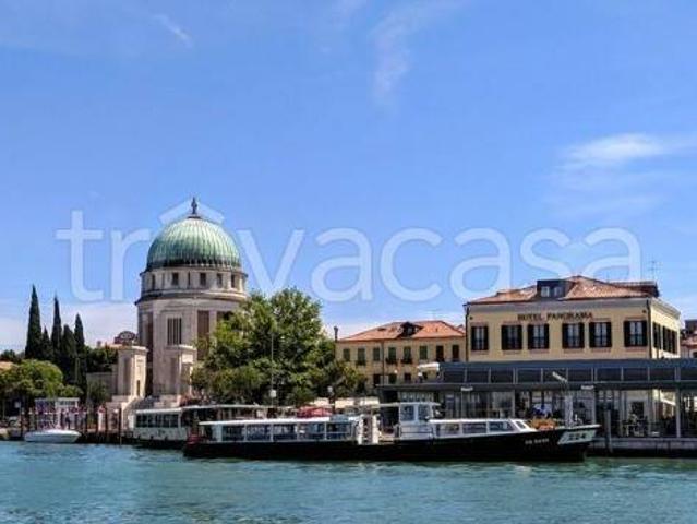 Vendesi appartamento a Venezia, Lido di Venezia