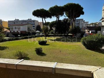 Vendesi appartamento a Viareggio