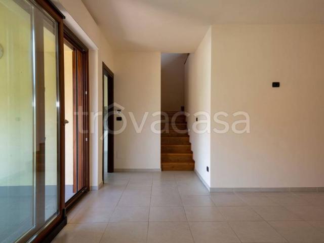 Vendesi appartamento a Villarbasse via Fratelli Cervi, 10