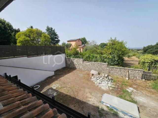 Vendesi appartamento a Viterbo strada Tobia, San Martino al Cimino Tobia