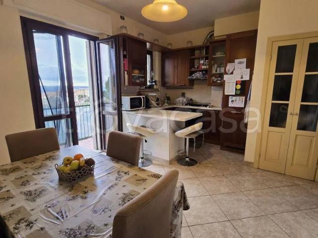 Vendesi appartamento a Volterra viale Franco Porretti, 37