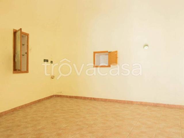 Vendesi appartamento ad Alberona via Torre, 41