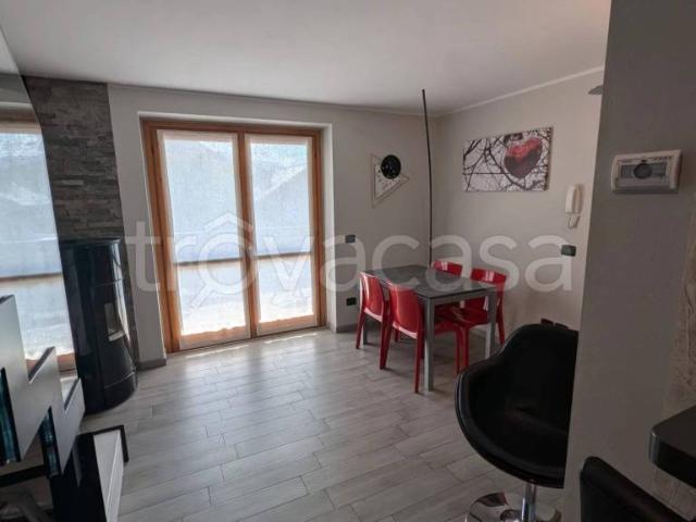 Vendesi appartamento ad Aprica via Clef, 14