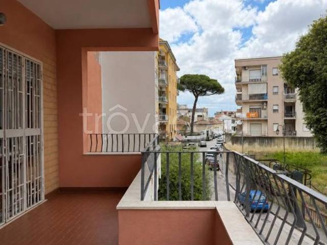 Vendesi appartamento ad Aversa via tristano 53