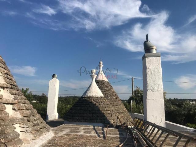 Vendesi bellissimo complesso di trulli 150m² Ostuni