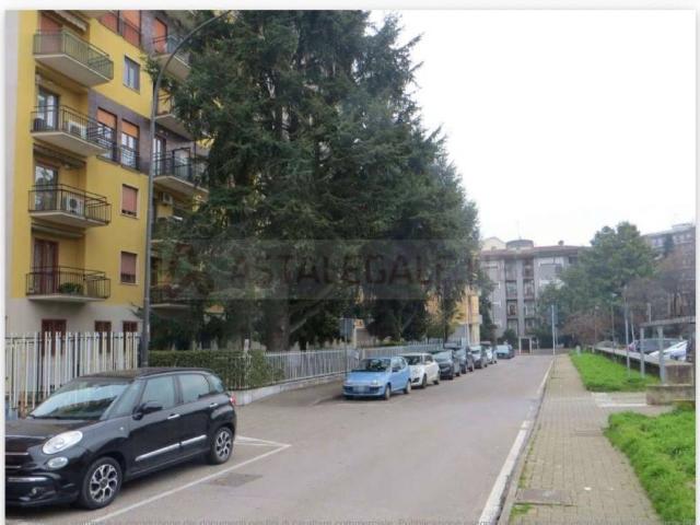 Vendesi bilocale a Cologno Monzese via 4 Novembre, 31