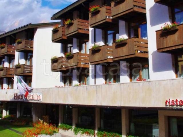 Vendesi bilocale a Cortina d'Ampezzo via Roma