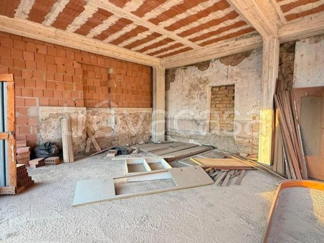 Vendesi bilocale a Camposano