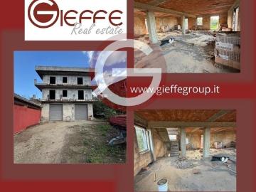 Vendesi bilocale a Cittanova viale Merano