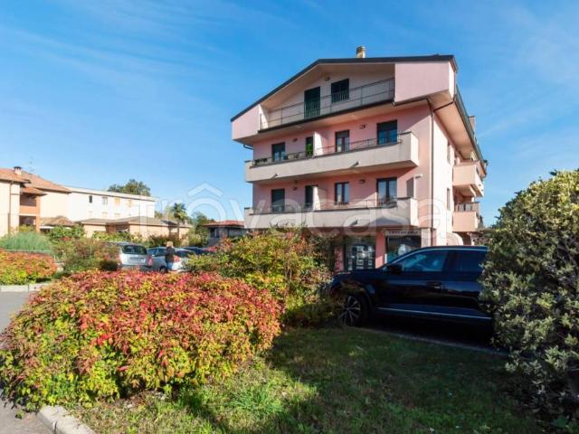 Vendesi bilocale a Lurago d'Erba via Roma, 41