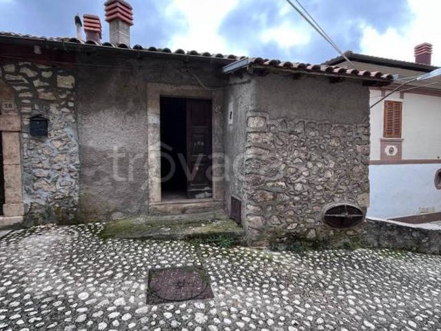 Vendesi bilocale a Magliano de' Marsi via del Galletto