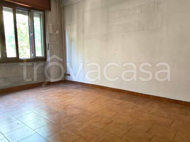 Vendesi bilocale a Milano viale Zara, 119, Istria