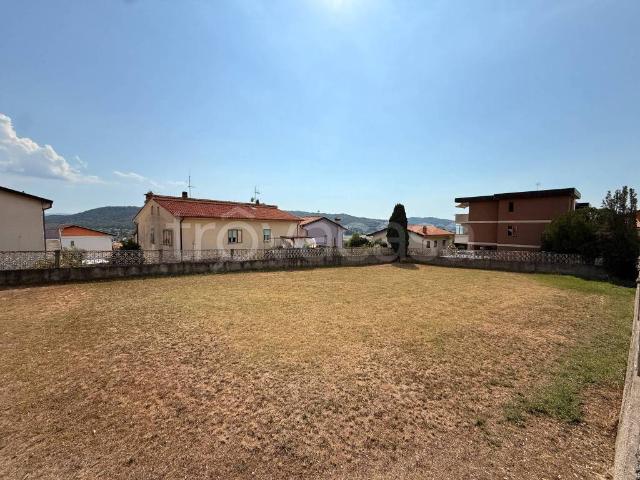 Vendesi bilocale a Muggia via di Noghere, 94