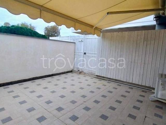 Vendesi bilocale a Santa Marinella via Aurelia, 605