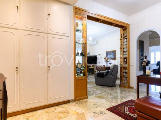 Vendesi trilocale a Roma, Villa Gordiani