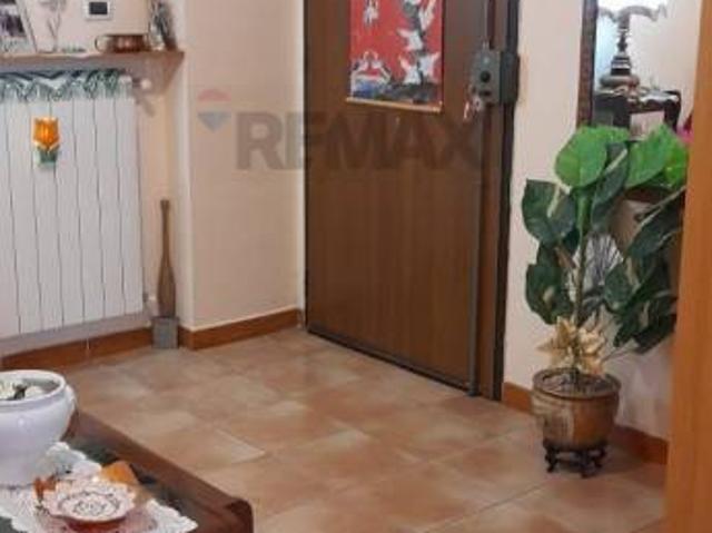 Vendesi bilocale a Teano via XXVI Ottobre, Snc