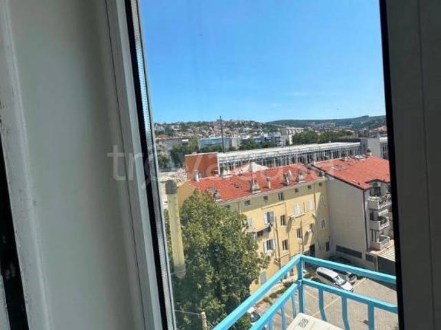 Vendesi bilocale a Trieste via delle Sette Fontane, Settefontane