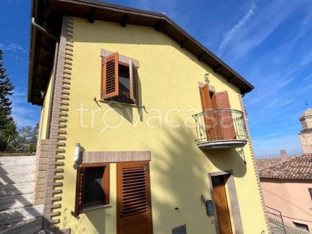 Vendesi casa indipendente a Capradosso, Rotella