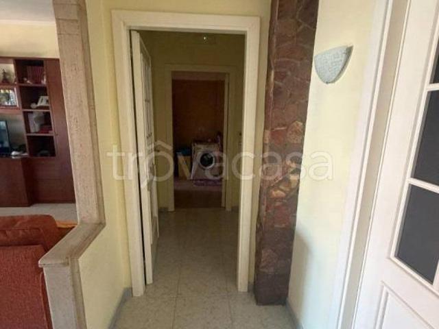 Vendesi casa indipendente a Carapelle