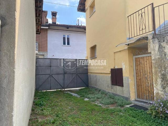 Vendesi casa indipendente a Carmagnola via Murina 4