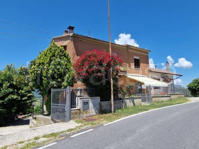 Vendesi casa indipendente a Casaprota via chiusa martina, snc