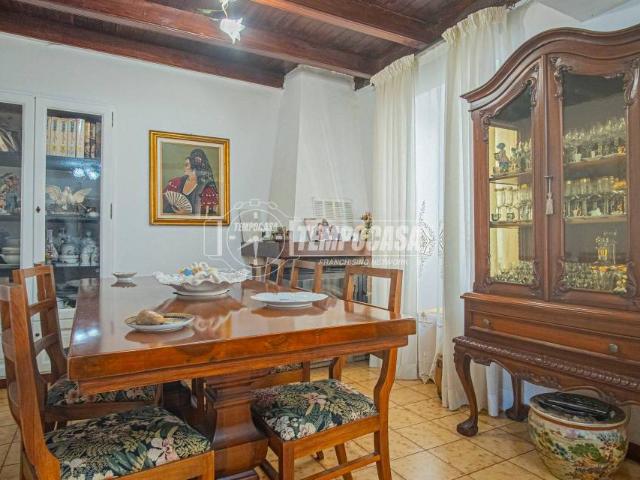 Vendesi casa indipendente a Casarza Ligure via San Martino, Bargone