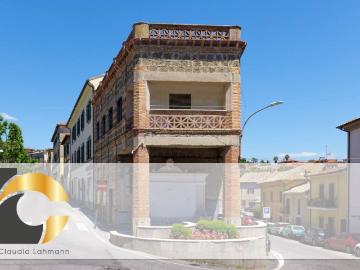 Vendesi casa indipendente a Castelnuovo di Porto via Roma, 2