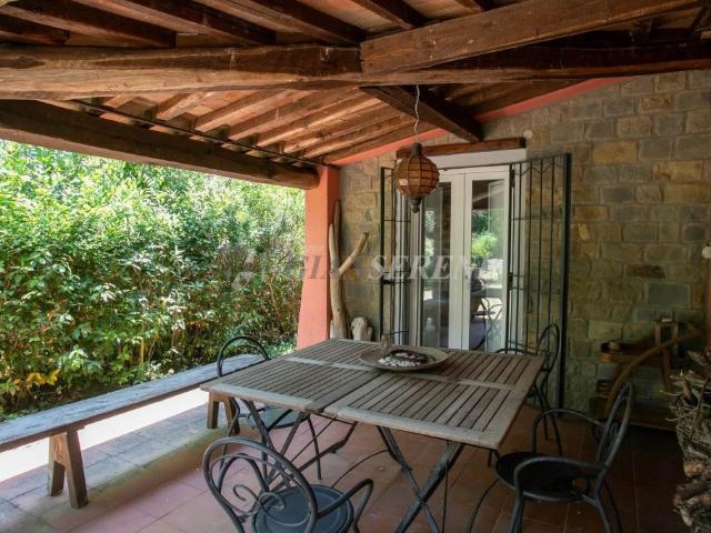 Vendesi casa indipendente a Castiglione della Pescaia, Vetulonia