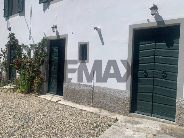 Vendesi casa indipendente a Bagni di Lucca
