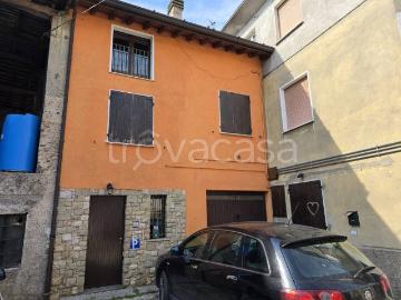 Vendesi casa indipendente a Gazzane, Preseglie