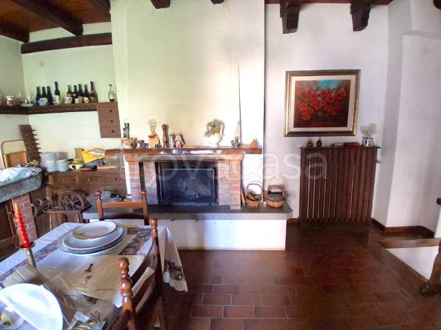 Vendesi casa indipendente a Fagagna