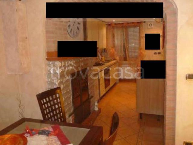 Vendesi casa indipendente a Fucecchio via di Burello, 27