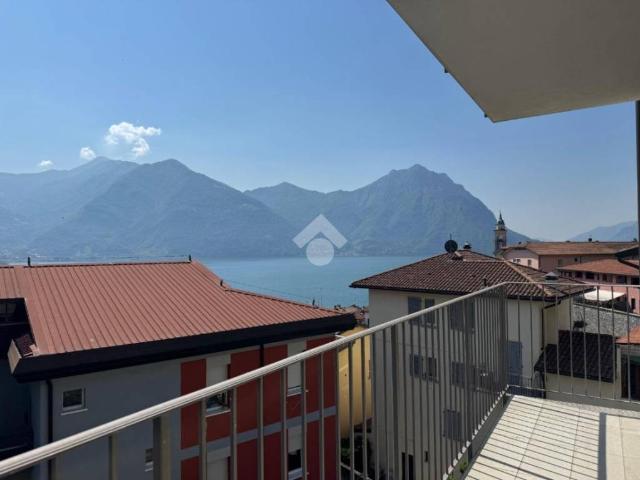 Vendesi casa indipendente a Lovere via Decio Celeri, 32