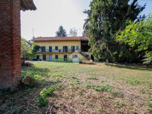 Vendesi casa indipendente a Lombardore via Rivarolo Beltrama