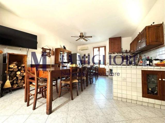 Vendesi casa indipendente a La Briglia, Vaiano
