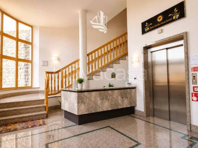 Vendesi casa indipendente a Laives via Sottomonte