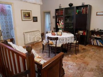 Vendesi casa indipendente a Lizza, Levanto