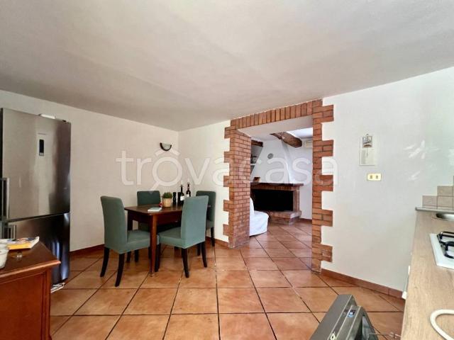 Vendesi casa indipendente a Montebuono via Sant'Andrea, 61